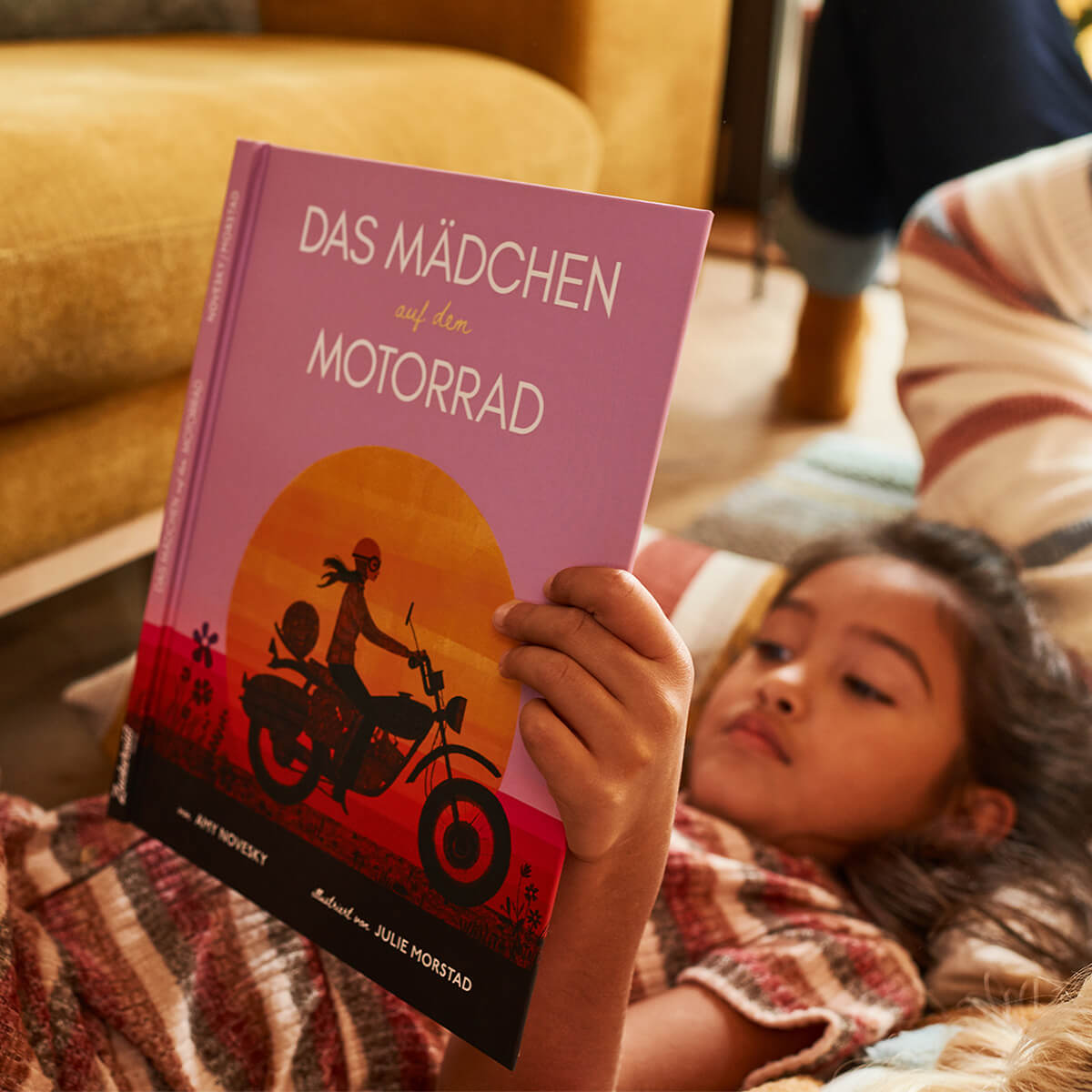 Zuckersüß Verlag – Buch DAS MÄDCHEN AUF DEM MOTORRAD von Amy Novesky - WILDHOOD store